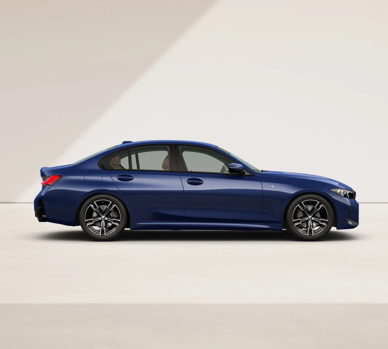 BMW 3 Series — thumbnail 3