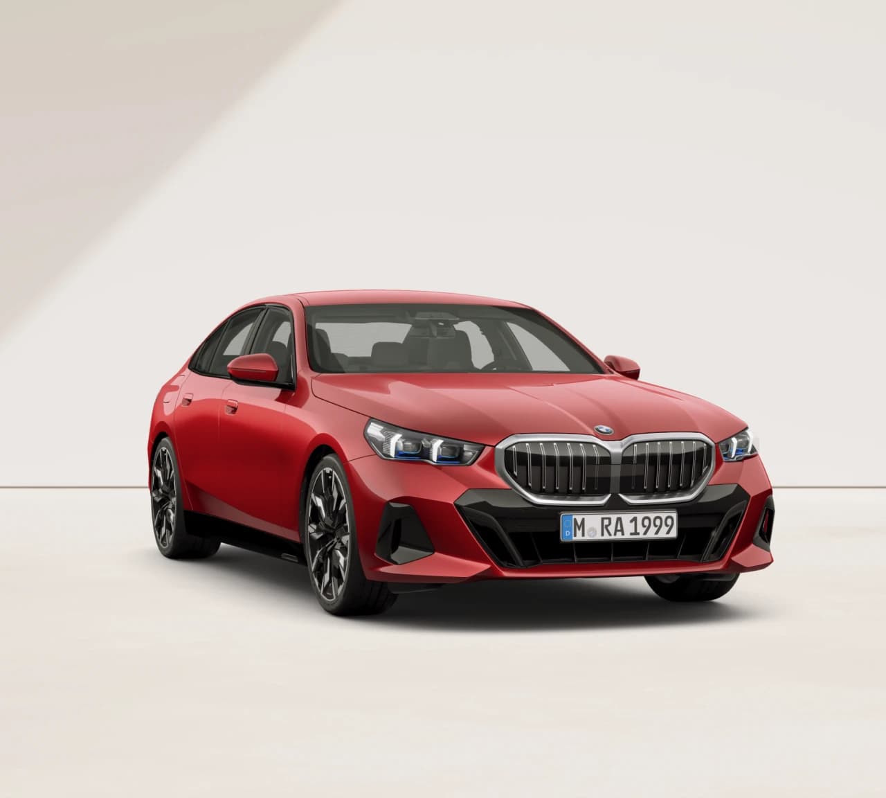 BMW 5 Series — thumbnail 2