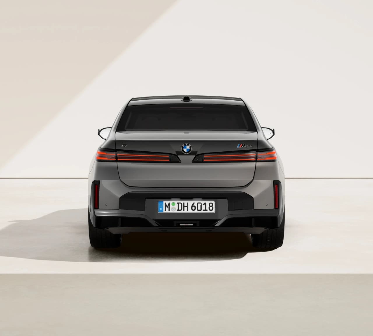 BMW 7 Series — thumbnail 6