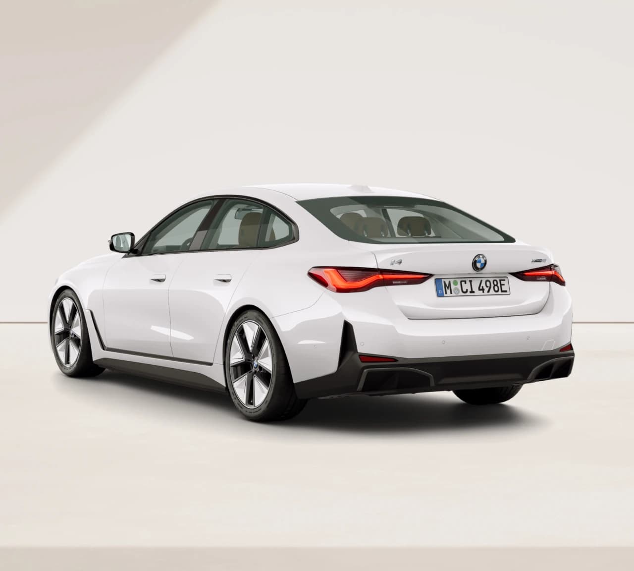BMW i4 — thumbnail 5