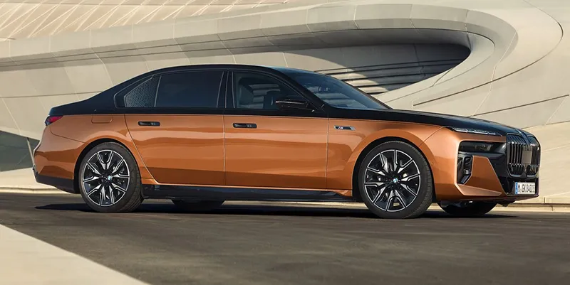 BMW i7 — thumbnail 4