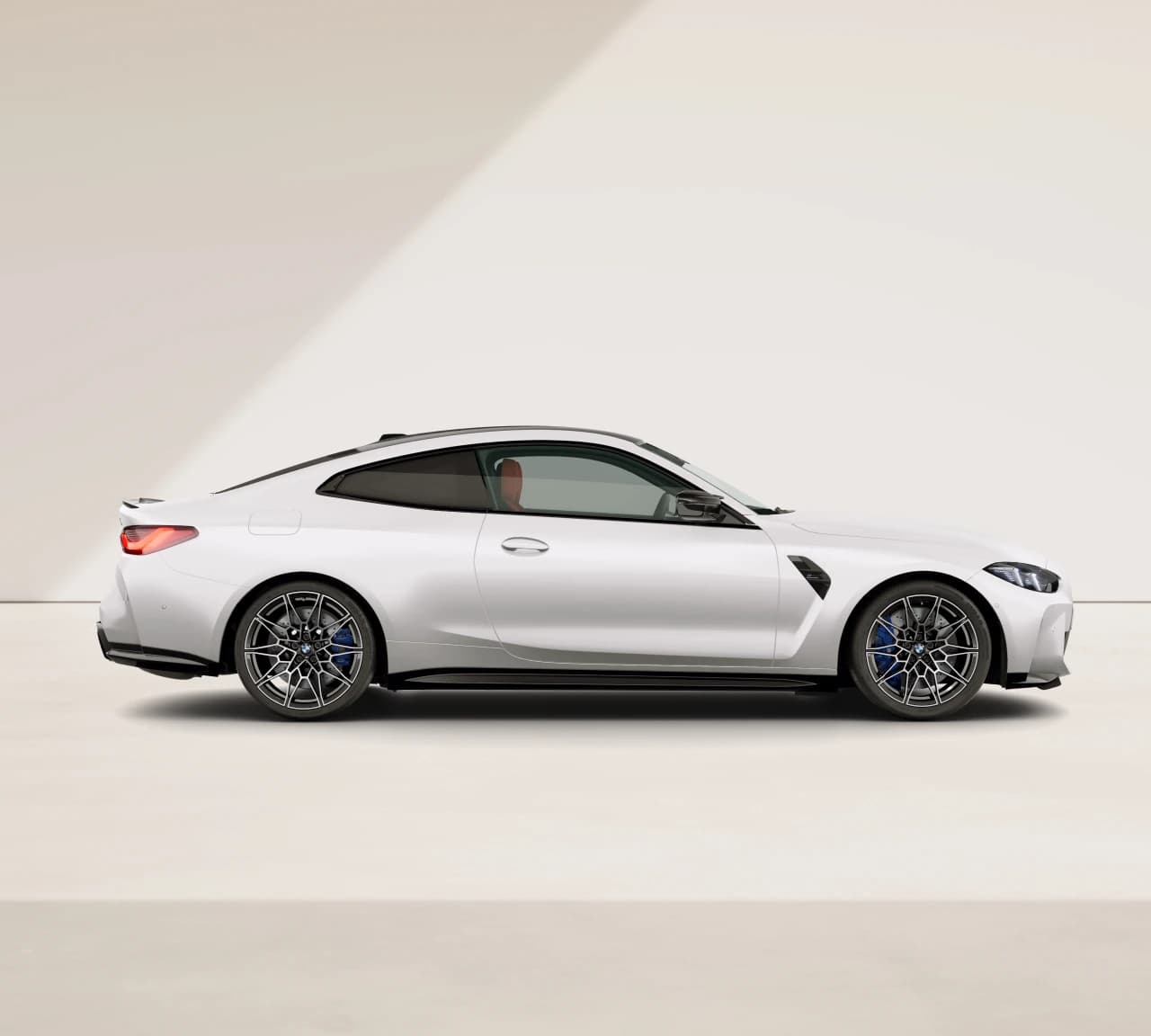 BMW M4 Competition — thumbnail 3