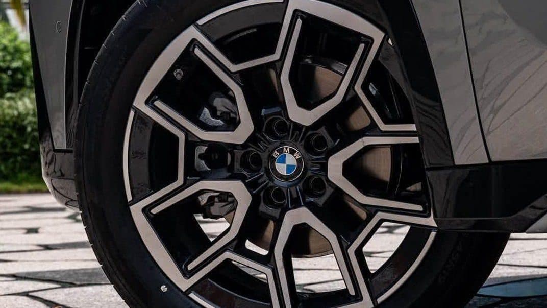 Mâm 19 inch V-spoke kiểu 867 Bicolour